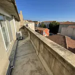 Rent 3 bedroom apartment of 54 m² in Nîmes