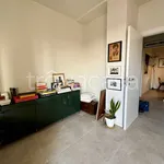 Rent 1 bedroom apartment of 40 m² in Milano