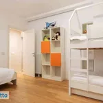 Rent 4 bedroom apartment of 50 m² in Milan