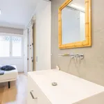 Rent 2 bedroom apartment of 55 m² in Barcelona