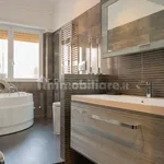 Rent 5 bedroom apartment of 120 m² in Rome