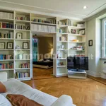 Rent 2 bedroom apartment of 70 m² in Rome