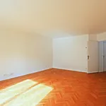 Appartement de 76 m² avec 3 chambre(s) en location à PARIS 08