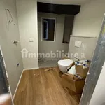 Affitto 4 camera appartamento di 95 m² in Modena