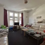 Rent 7 bedroom house in East Midlands