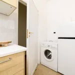 Rent 2 bedroom apartment of 90 m² in napoli