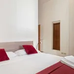 Rent 2 bedroom apartment of 93 m² in rome