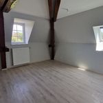 Maison de 148 m² avec 6 chambre(s) en location à PLEURS