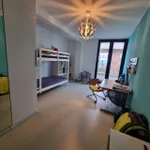 Miete 5 Schlafzimmer wohnung von 190 m² in Frankfurt