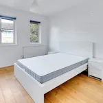 Rent 2 bedroom house in London