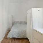 Rent a room in lisbon