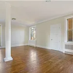 Rent 4 bedroom apartment of 278 m² in Manhattan