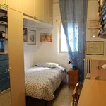 Rent a room in Barcelona']