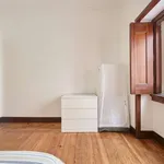 Rent a room in lisbon