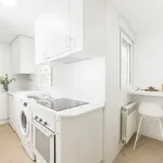 Rent 1 bedroom apartment of 100 m² in Madrid