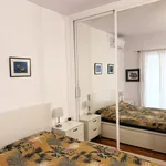 Rent 1 bedroom apartment of 45 m² in Barcelona