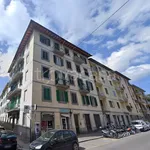 Affitto 3 camera appartamento di 60 m² in Firenze