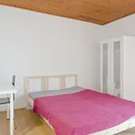 Rent 4 bedroom apartment in Lisbon