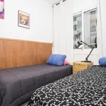 Rent 3 bedroom apartment in Barcelona