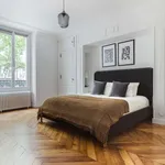 Appartement de 133 m² avec 3 chambre(s) en location à paris