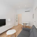 Rent 3 bedroom apartment in barcelona