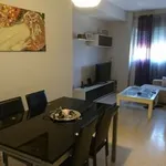 Alquilo 3 dormitorio apartamento de 70 m² en Sevilla