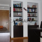 Rent 1 bedroom apartment of 136 m² in Amadora