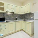 Rent 4 bedroom apartment of 90 m² in Florence