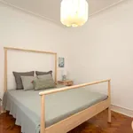 Rent a room in lisbon