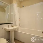 Rent 2 bedroom flat in Edinburgh