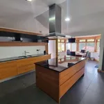 Rent 3 bedroom flat in Wales