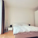 Miete 2 Schlafzimmer wohnung von 753 m² in Zurich