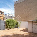 Alquilo 5 dormitorio casa de 240 m² en Barcelona