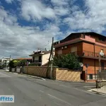 Affitto 3 camera appartamento di 80 m² in Rome