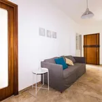 Rent a room in milan