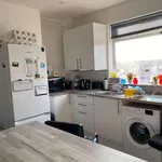 Rent a room of 120 m² in nottingham