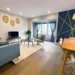 Rent 4 bedroom apartment in Barcelona