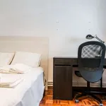 Rent a room of 100 m² in madrid