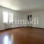 Rent 8 bedroom house of 300 m² in Bentivoglio