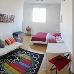 Rent 4 bedroom apartment in Barcelona