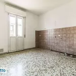 Affitto 4 camera appartamento di 148 m² in Bologna