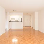 Rent 2 bedroom apartment of 103 m² in New York