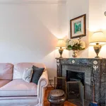 Rent 4 bedroom apartment in Ixelles