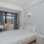 Rent a room in lisbon