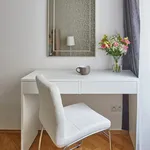 Pronajměte si 1 ložnic/e byt o rozloze 55 m² v Prague