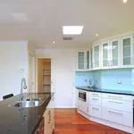 Rent 3 bedroom apartment in Highgate