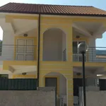 Rent 6 bedroom house of 120 m² in Pizzo