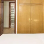 Rent a room of 120 m² in madrid