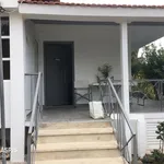 Ενοικίαση 2 υπνοδωμάτιο σπίτι από 72 m² σε Καλύβια Θορικού