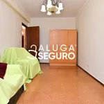 Rent 3 bedroom apartment of 100 m² in Loures